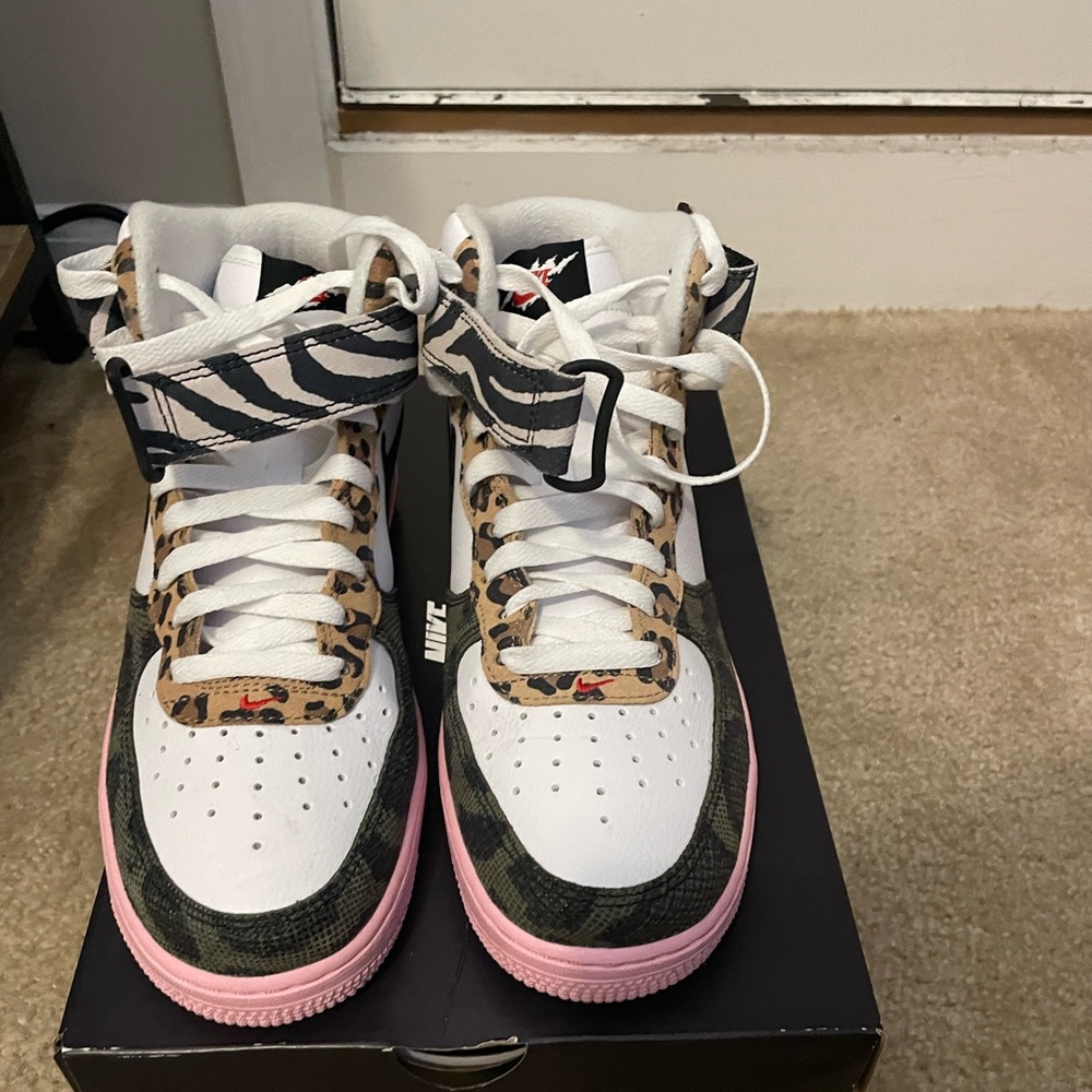 Womens Air Force 1 ‘07 Mid